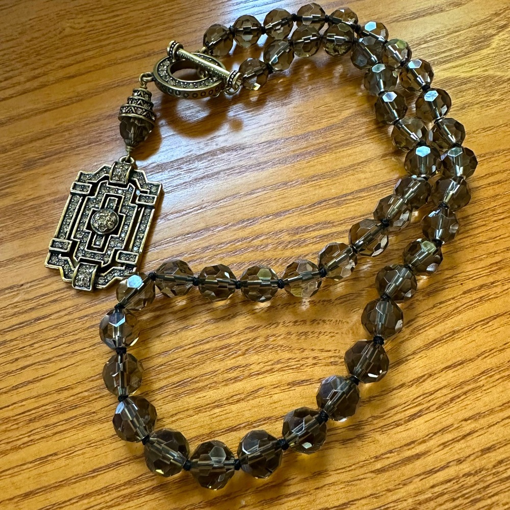 Heidi Daus "Classic Edition" Taupe Glass-Beaded Toggle & Crystal Necklace EUC